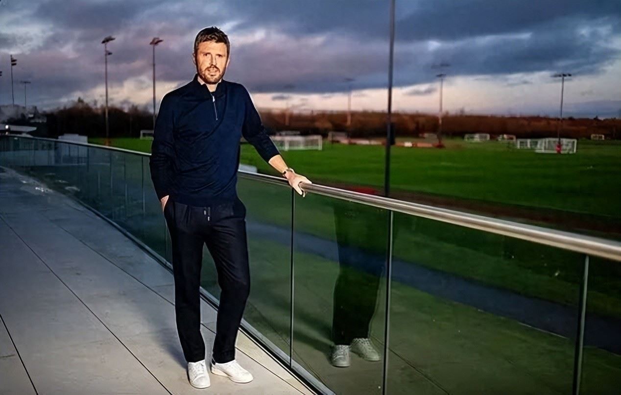  弗爵爷力荐+更衣室力挺，卡里克时隔5年再次“救火”曼联