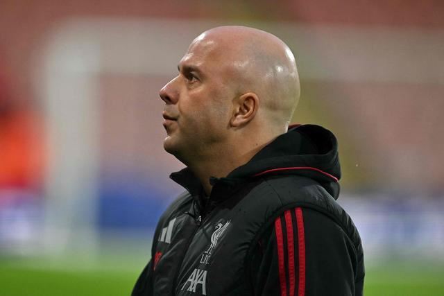  记者：利物浦无意在本赛季炒掉斯洛特，赛季末才会评估情况